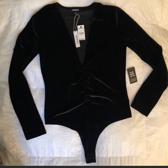 NWT Express OneEleven deep V-neck thong bodysuit. - Picture 2 of 4